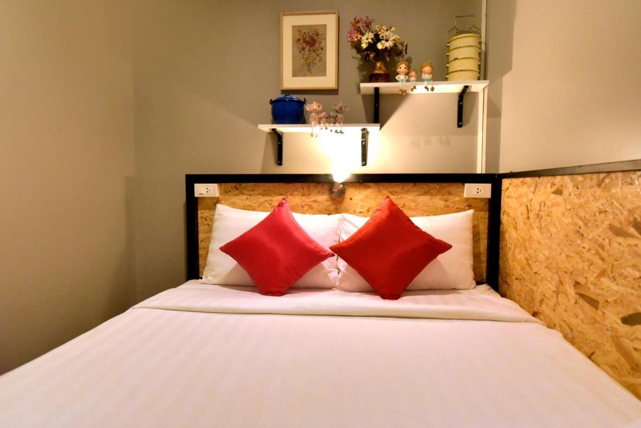Ok Chic Phuket Hostel Dış mekan fotoğraf