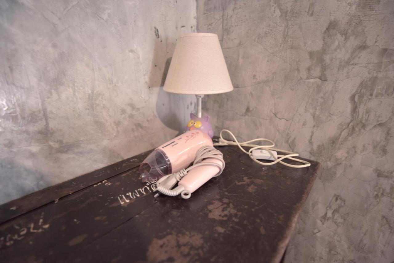 Ok Chic Phuket Hostel Dış mekan fotoğraf