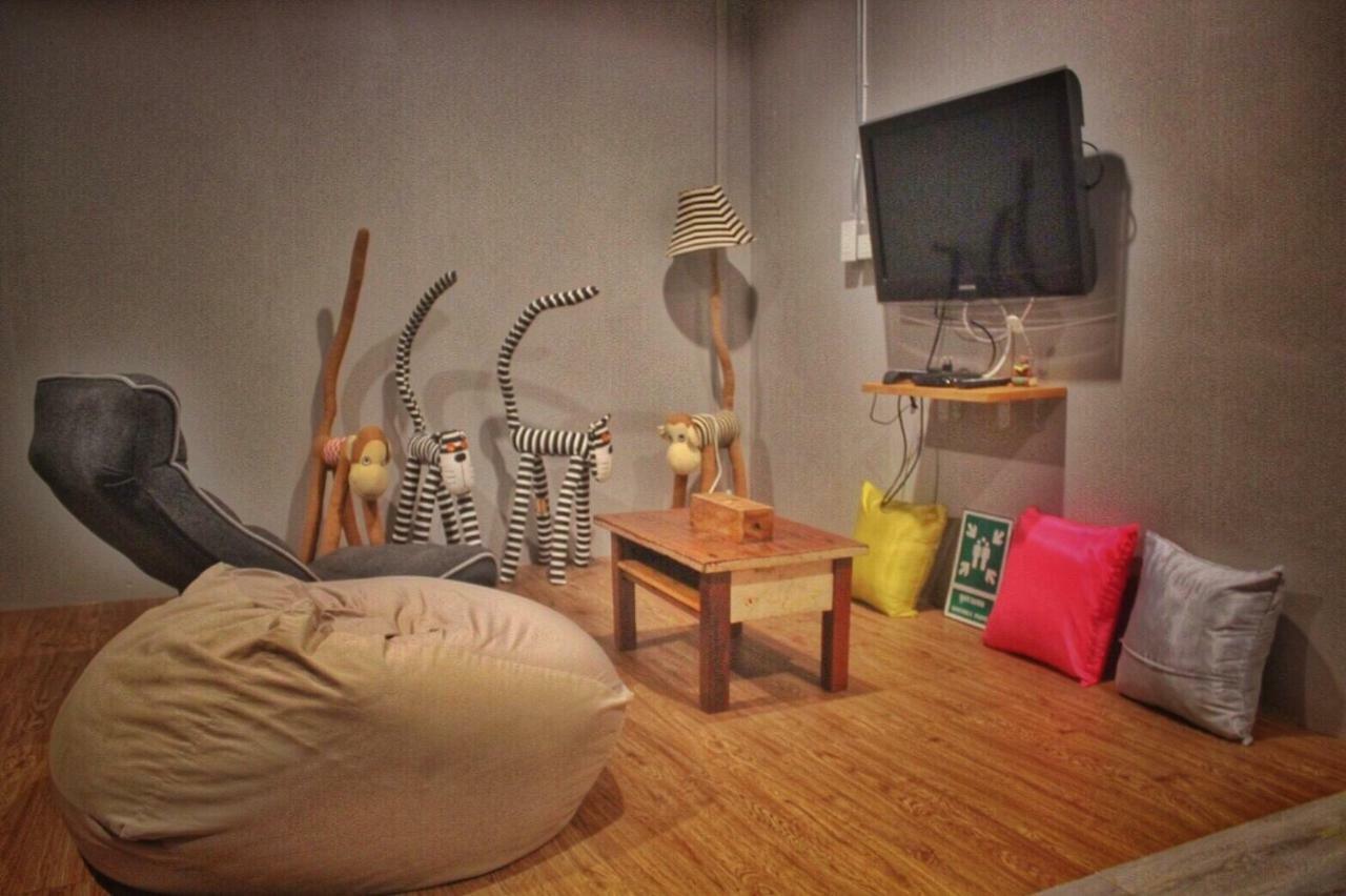 Ok Chic Phuket Hostel Dış mekan fotoğraf