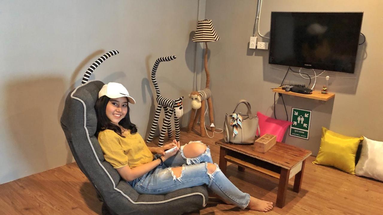 Ok Chic Phuket Hostel Dış mekan fotoğraf