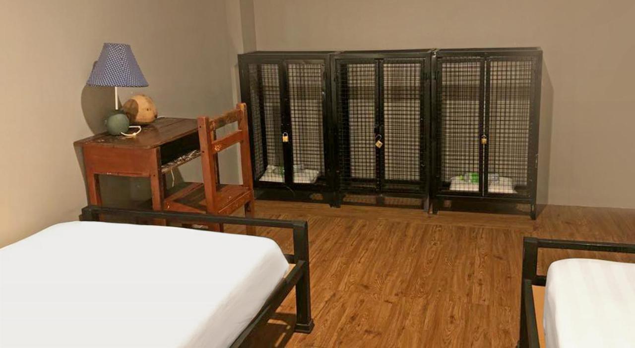 Ok Chic Phuket Hostel Dış mekan fotoğraf